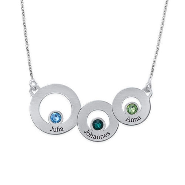 Picture of Personalized Engraved Connected Circles Necklace in 925 Sterling Silver - Customize With Family Name | Custom Family Necklace in 925 Sterling Silver