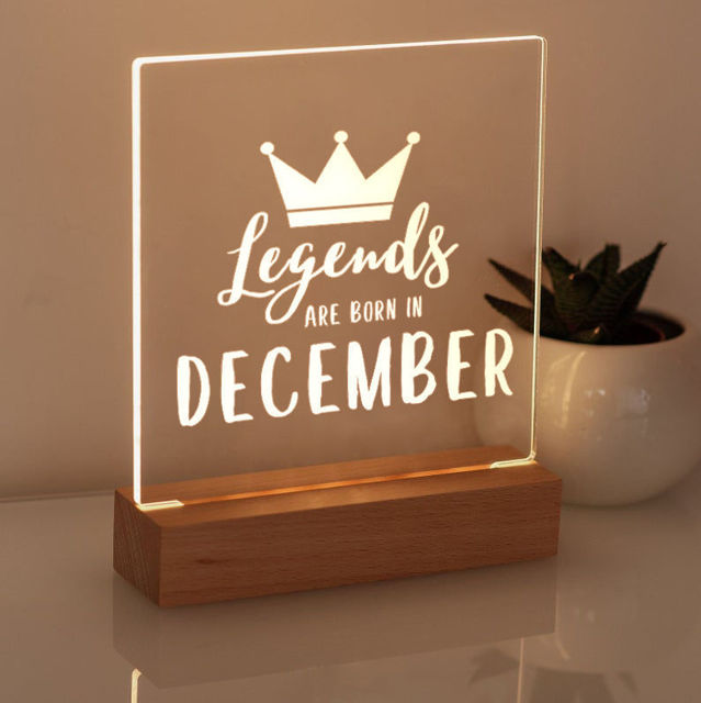 Picture of Crown Legend nachtlampje | Personalized It With Month Of Birth | Best Gifts Idea for Birthday, Thanksgiving, Christmas etc.