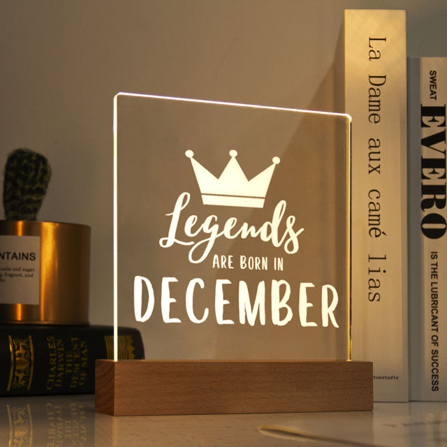 Picture of Crown Legend nachtlampje | Personalized It With Month Of Birth | Best Gifts Idea for Birthday, Thanksgiving, Christmas etc.