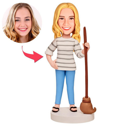 Picture of Custom Bobbleheads: A Housewife | Personalized Bobbleheads for the Special Someone as a Unique Gift Idea｜Best Gift Idea for Birthday, Thanksgiving, Christmas etc.