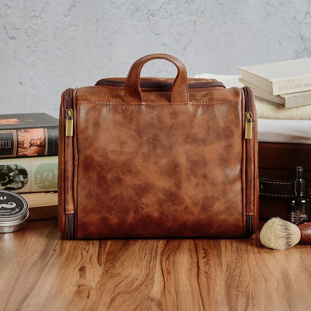 Picture of Custom Large Capacity Leather Toiletry Bag | Travel Bag For Men | Father's Day Gift | Groomsmen Gift