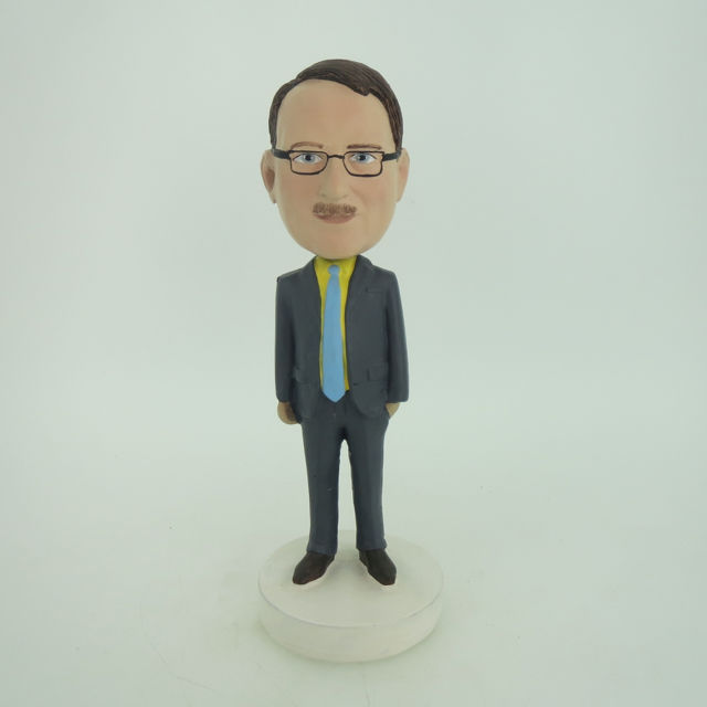 Picture of Custom Bobblehead Doll: Business Man With Formal Style