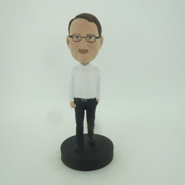 Picture of Custom Bobblehead Doll: Casual Man In White And Black