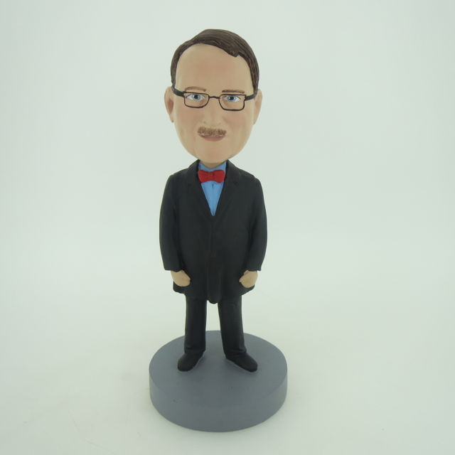 Picture of Custom Bobblehead Doll: Man In Bigger Coat With Bow