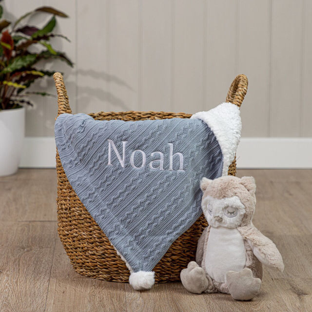 Picture of Personalised Embroidered Blanket - Custom Name Jacquard Knit Pom Pom Blanket - Pom Pom and Sherpa Fleece Backing