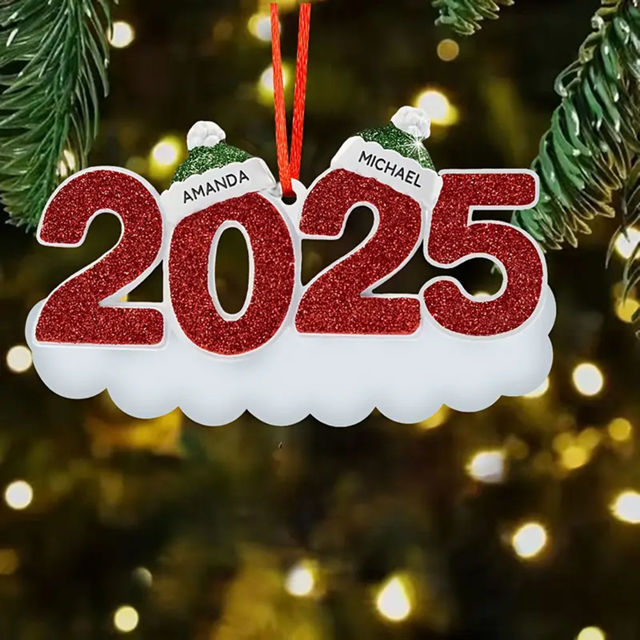 Picture of Personalised Resin Christmas Ornament with Names -  Christmas Tree Ornament - Green Hats