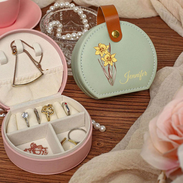 Picture of Personalised Name Jewelry Box for Bridesmaids, Personalized Travel Jewelry Box with Birth Month Flower - Mother's Day Gift