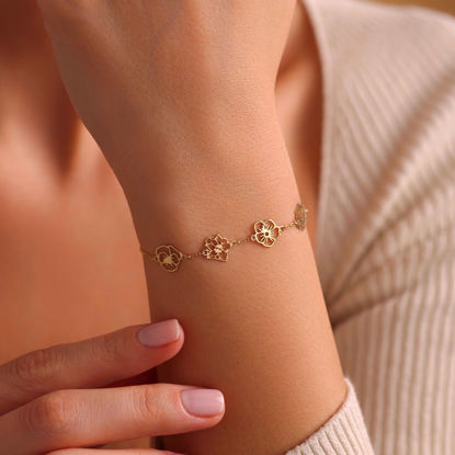 Picture of Personalised Birth Flower Bracelet - Custom Valentines' Day Bracelet for Her - Mother's Day Gift