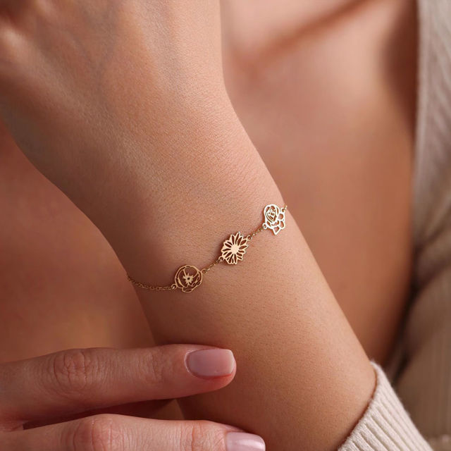 Picture of Personalised Birth Flower Bracelet - Custom Valentines' Day Bracelet for Her - Mother's Day Gift