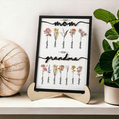 Picture of Custom Mom and Grandma Birth Flower Wooden Sign - Personalized Mother's Day Gift
