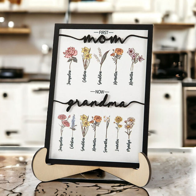 Picture of Custom Mom and Grandma Birth Flower Wooden Sign - Personalized Mother's Day Gift
